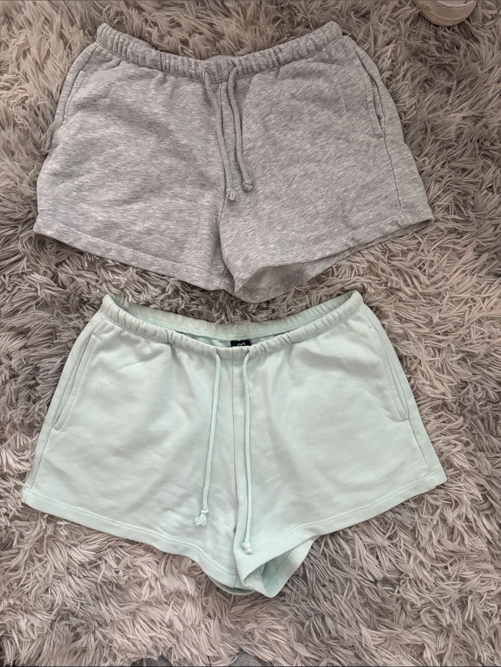 Women’s Drawstring Lounge Shorts - Light Gray & Mint